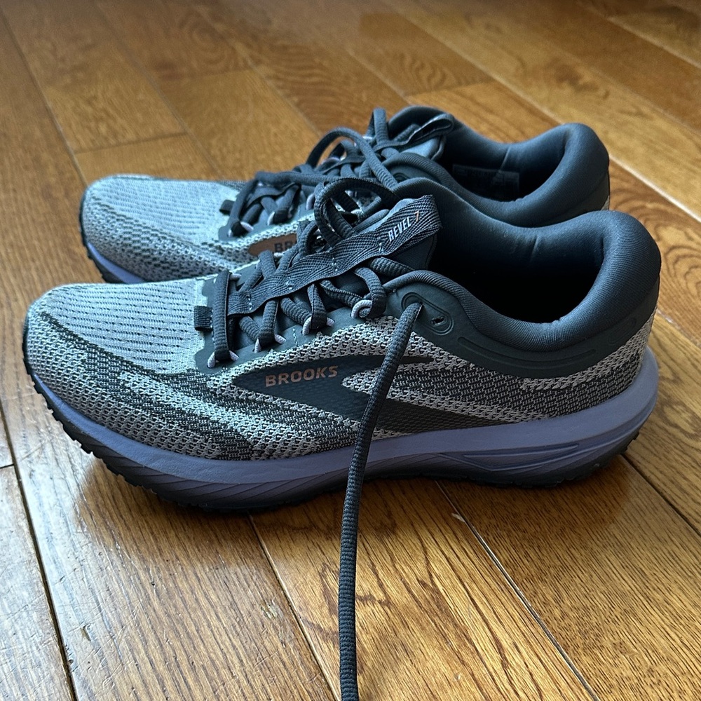 Brooks Revel 7 Grey, Purple and Black Running Shoes